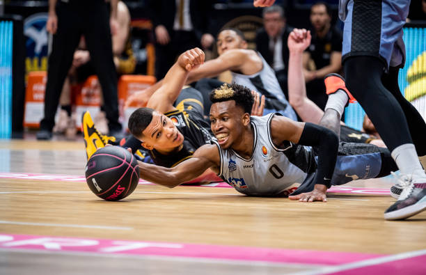 首次出现 首次出现