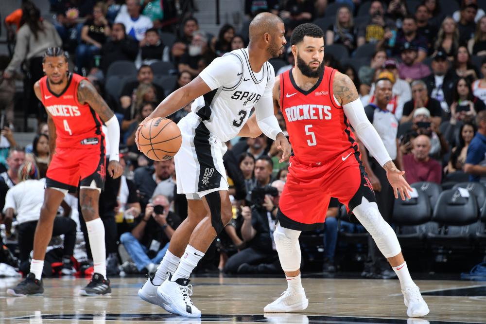 岁的年轻球 岁的年轻球