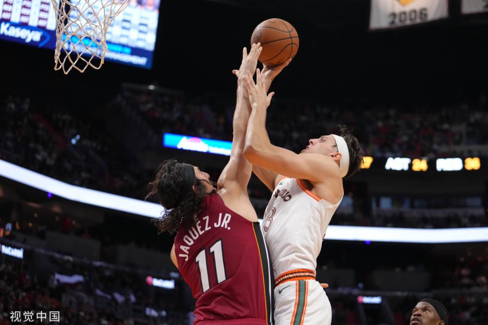 仍然暴露 仍然暴露