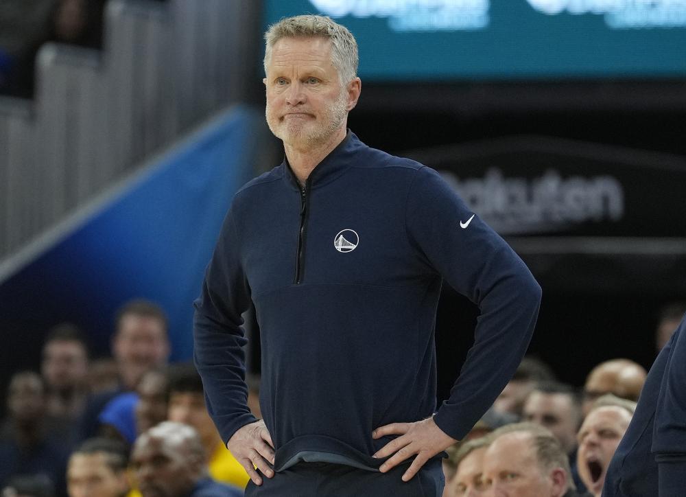 经过将近四 经过将近四