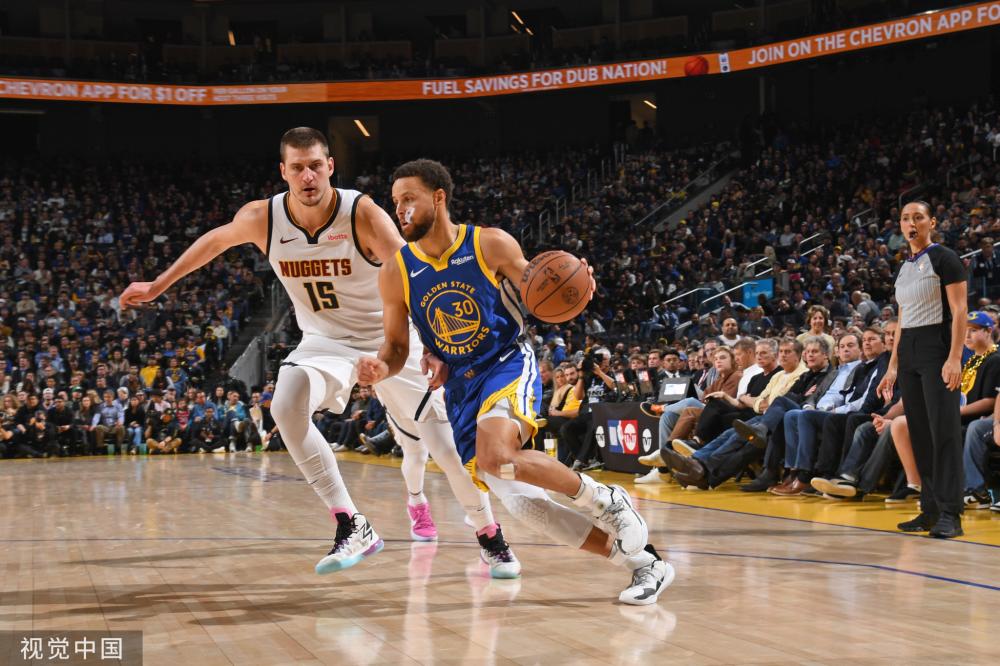 在四强赛更 在四强赛更